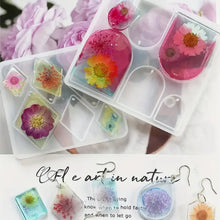 Load image into Gallery viewer, Geometric Pendant Silicone Casting Mold – Flexible Resin Craft Mold