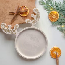Load image into Gallery viewer, Handmade Eco Resin Reindeer Round Christmas Tray – Customizable Decor Plate