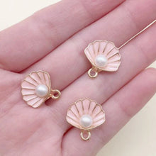 Load image into Gallery viewer, Pink Sea Shell Pendant – Set of 7 Ocean-Inspired Charm for Necklaces, Keychains & Crafts