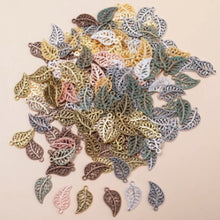 Load image into Gallery viewer, Vintage Alloy Leaf Pendant – Set of 5 Nature-Inspired Charm for Jewelry & Crafts