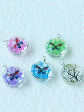 Load image into Gallery viewer, Flower & Butterfly Resin Cast Pendant – Set of 5 Nature-Inspired Charm for Necklaces & Crafts